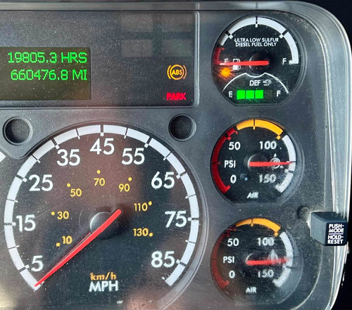 Imagen 10 de 13 de Tractocamion Freightliner Cascadia 2016