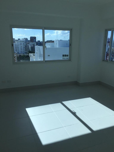 Apartamento En Venta De 3 Habitaciones En El Vergel