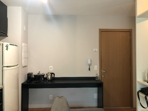 Apartamento À Venda Na Rua Paris, Sumaré, São Paulo - Sp - Liv-8932