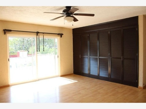 Imagen 4 de 10 de Casa En Renta En Avenida Palmira Cuernavaca
