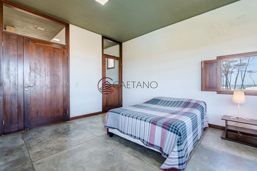 Excepcional Chalet De 2 Plantas Con Vista Al Mar!- Ref: 2245