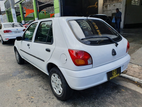 Imagem 6 de 10 de Ford Fiesta 2006 1.0 Street 5p