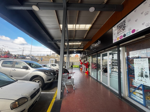 Arriendo Ubicación Inmejorable Frente Strip Center Unimarc