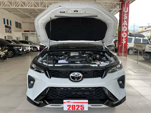 Toyota Fortuner 2.8 Diesel Srv 4X4 At