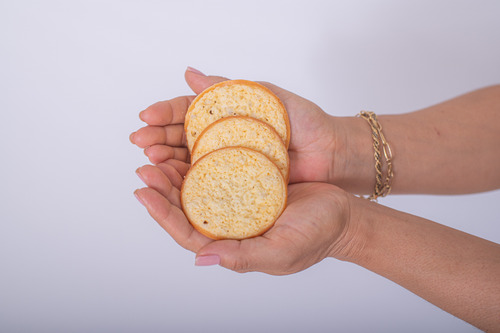 Queijo Provolone Desidratado Gouda Pacote 1kg (a Granel)