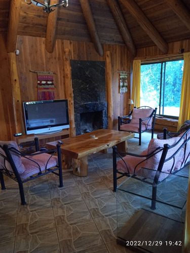 Casa En Arriendo De 3 Dorm. En Pucón