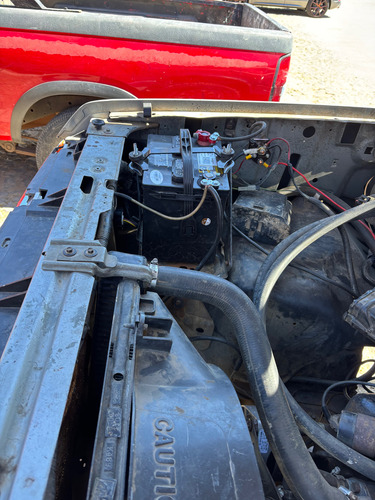 T/m Cuatro Velocidades. Motor 302 V8. Cajón Estandar