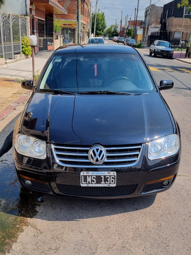 Volkswagen Bora 1.8 Highline T 180cv Cuero