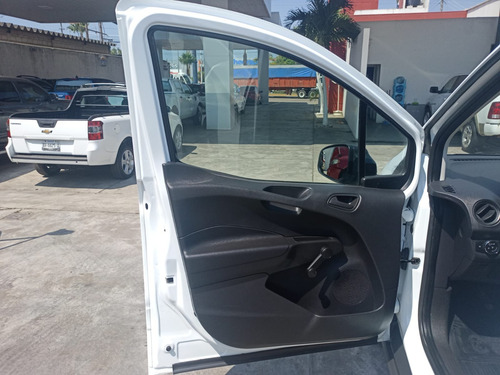 Ford Transit Courier 1.0 Courier Van Medium Roof Pta Lat Senc Div Acero