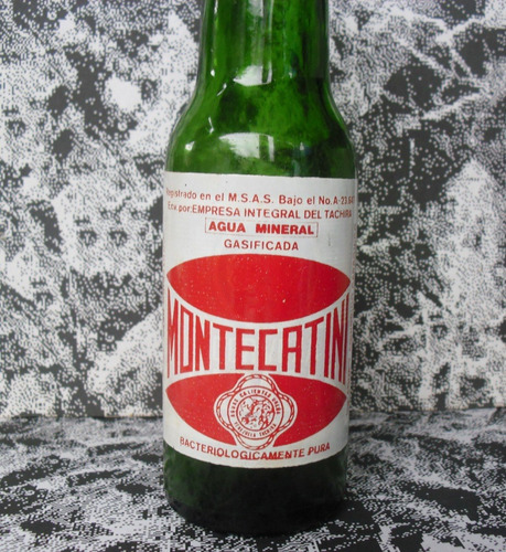 Imagen 1 de 3 de Montecatini  En Caraquita  Botella Antigua De Coleccion