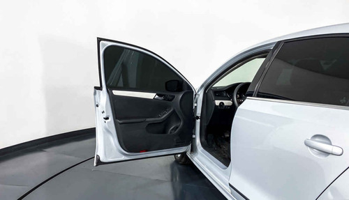 Imagen 14 de 15 de 43386 - Volkswagen Jetta A6 2017 Con Garantía Mt