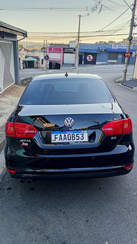 Volkswagen Jetta 2.0 Comfortline Flex 4p Automática