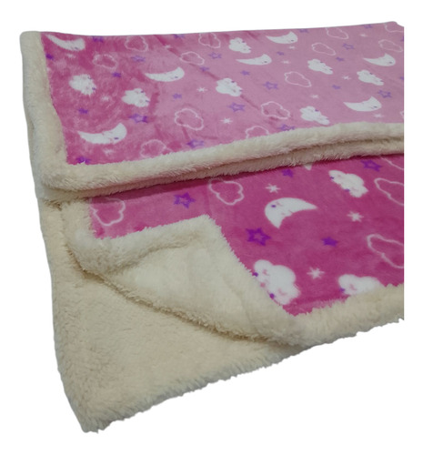 Manta Para Bebé De Polar Soft Estampada Con Corderito 85x115 Nubes Lunas Rosa