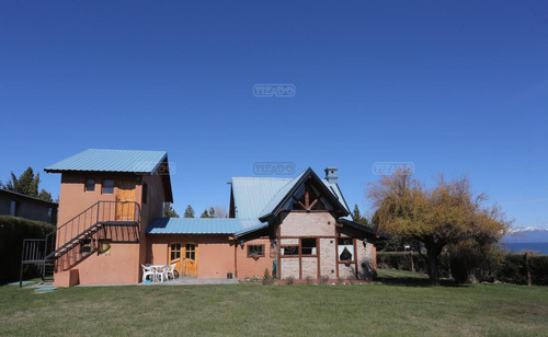 Casa + Estudio + Monoambiente En Duplex Sobre La Costanera, Dina Huapi, Bariloche, Patagonia
