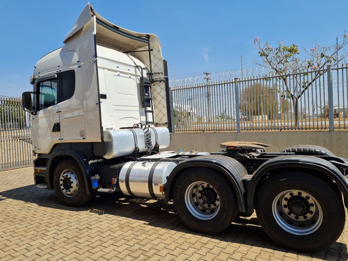 Imagem 11 de 14 de Scânia R440 6x2 16/16 Highline