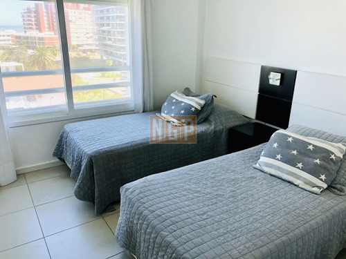 Imagen 25 de 28 de Apartamento En Brava, 3 Dormitorios