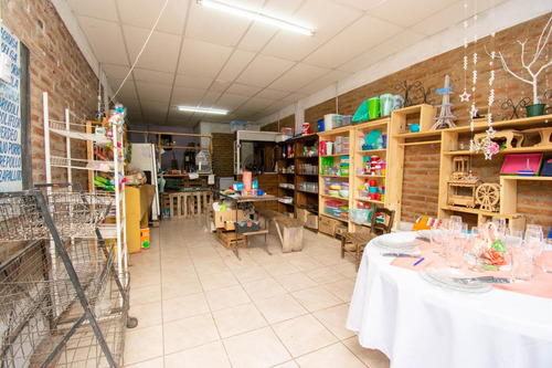 Imagen 3 de 23 de En Venta 2 Locales Comerciales Y 3 Duplex.