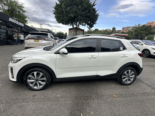 Kia Stonic Zenith Mt 1000cc T 6ab Abs
