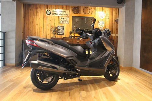Imagen 3 de 17 de Kymco Scooter Xtown 250 Igual A 0km Usado Impecable