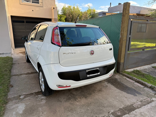 Fiat Punto 1.4 Attractive C/radio Integrada