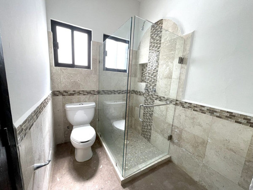 Casa En San Miguel De Allende En Venta: 3 Recámaras Y Rooftoop