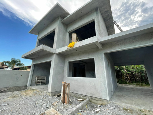 Imagem 8 de 11 de Casa Sobrado À Venda Em Garopaba/sc - Kv729