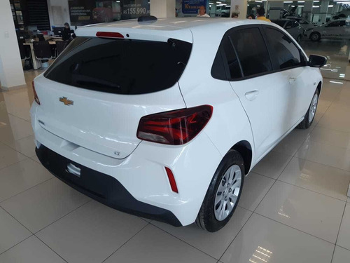 Imagem 6 de 7 de Chevrolet Onix Lt 1.0 (flex)