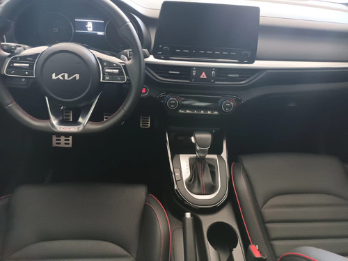 Kia Forte 4p GT L4/1.6/T Aut