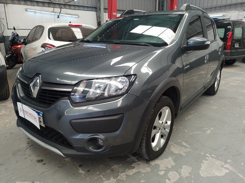 Renault Sandero Stepway Volcom 1.6 Nafta Ad583 Lum