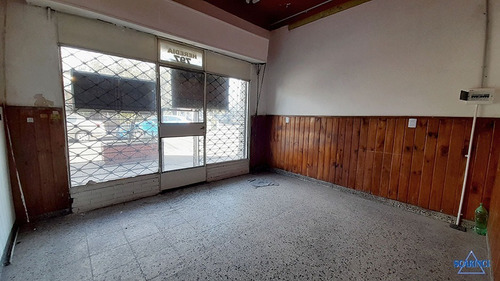 Imagen 4 de 9 de Alquiler - Villa Lynch - Heredia Al 700 - Local 22 Mts.