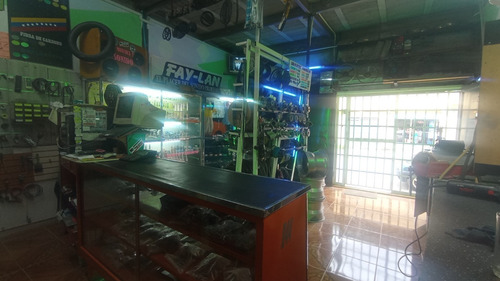 Imagen 2 de 11 de Local Comercial En Venta En El Mirador Del Bosque - Cua