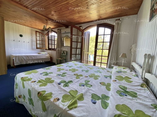 Venta De Casa 5 Dormitorios En Pinares, Punta Del Este-ref:30538
