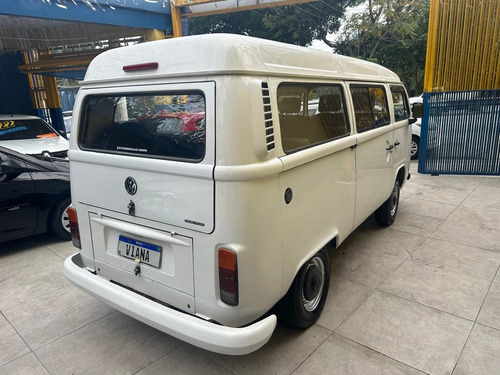 Volkswagen Kombi 1.4 Standard Total Flex 3p