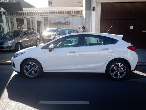 Imagen 8 de 19 de Chevrolet Cruze Premier 5p 2022 0km Automatico
