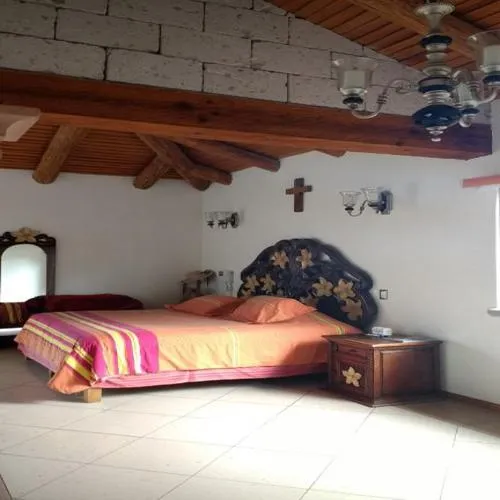Casa Sola En Ahuatepec, Cuernavaca, Morelos - Ine-450-cs