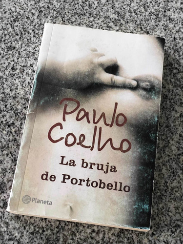 Libro Paulo Coelho. La Bruja De Portobello.
