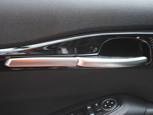 Kia Seltos 2.0 Zenith 4X2