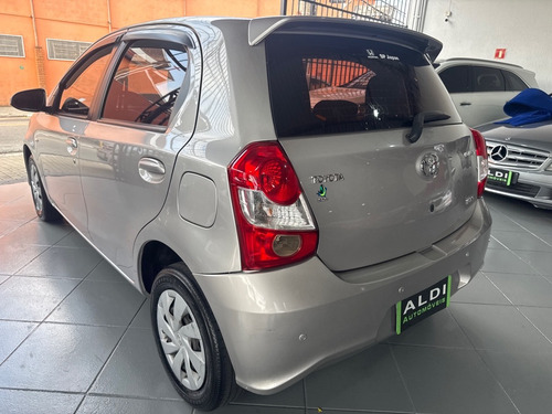 Toyota Etios Etios XS 1.5 (Flex)