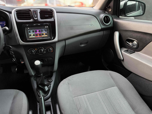 Renault Logan 1.6 EXPRESSION 8V FLEX 4P MANUAL