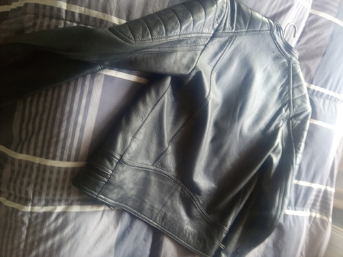 Campera Ay Not Dead Cuero Original Talle Small Negra