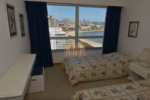 Divino Impecable Con Servicios- Ref: 1382