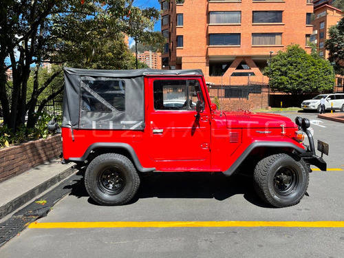 Toyota Fj40 1982