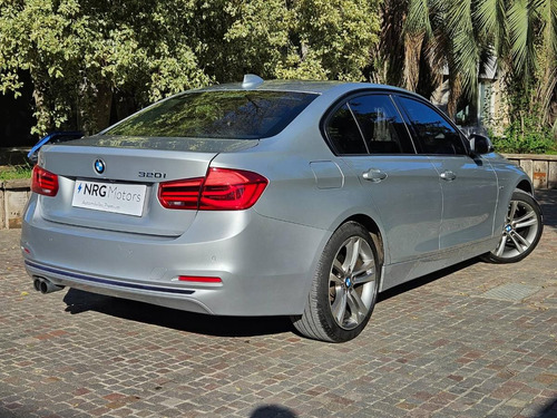 BMW Serie 3 2.0 320i Sedan Sportline