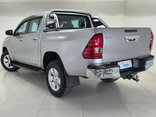 Toyota Hilux 2.7 Srv Cab. Dupla 4x2 Flex Aut. 4p