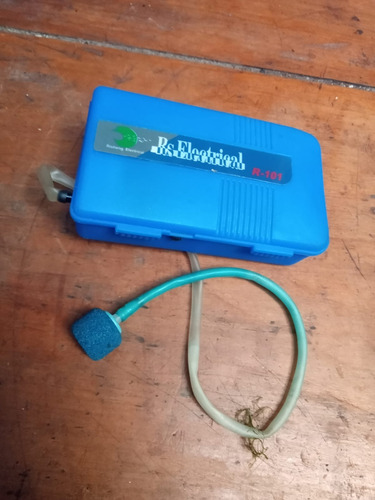 Aireador A Pila Transporte Carnadas,pecera Rs101 No Envio (Usado)