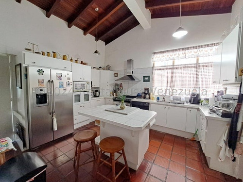 Baja De Precio Casa En Alto Hatillo Mls 24-28483. Andrea Schmidt