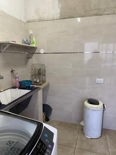 Imagen 14 de 16 de Permuta - Excelente Casa De 4 Ambientes En Venta - Moron