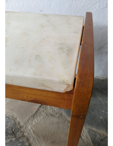 Mesa De Sala Auxiliar, Madera, Tapa De Mármol, 43x41cm (Usado)