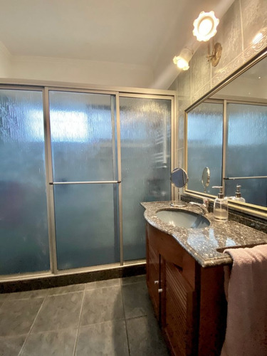 Casa En Venta De 3 Dormitorios En Playa Mansa
