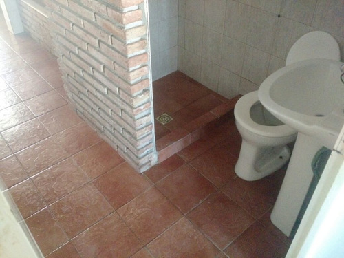 Imagen 5 de 13 de Alquilo Casa De Dos Domitorios En Zona Norte De Rosario